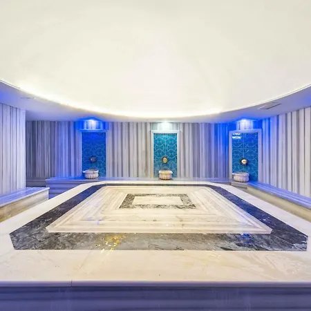 Ramada 4*