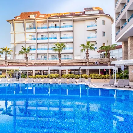 מלון Ramada 4*