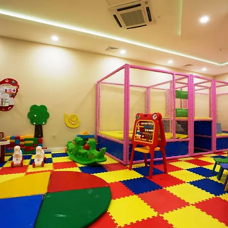 호텔 Ramada