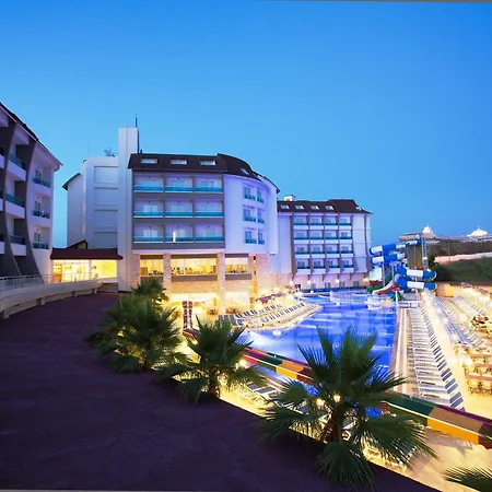 Ramada 호텔 4*