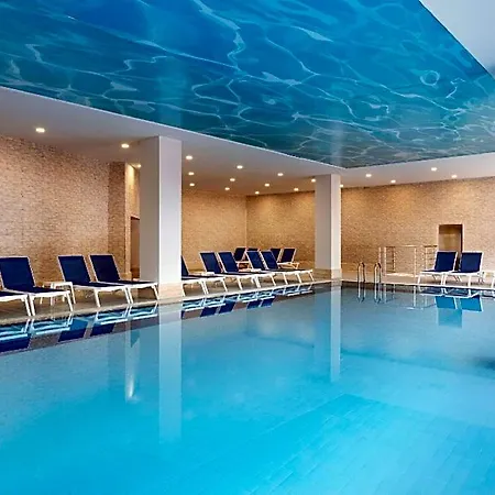Hotel Ramada 4*