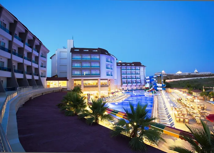 Ramada Hotel 4*