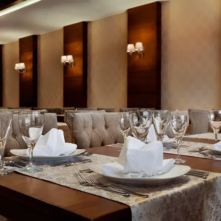 Ξενοδοχείο Ramada 4*