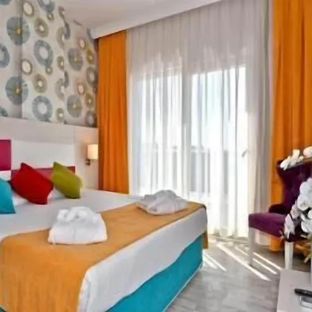 Ξενοδοχείο Ramada 4*