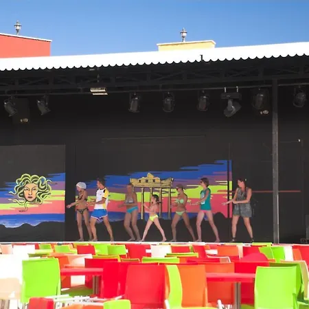 Ξενοδοχείο Ramada 4*