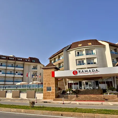 호텔 Ramada