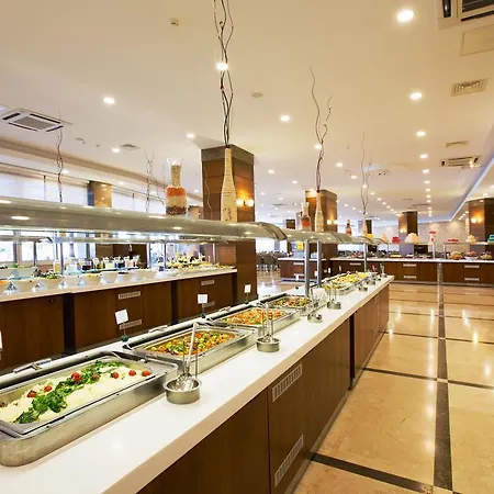 Otel Ramada 4*